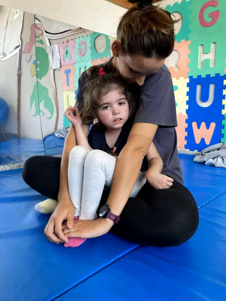 Photo de Julia lors d'une séance de rééducation - Moulin de Colagne